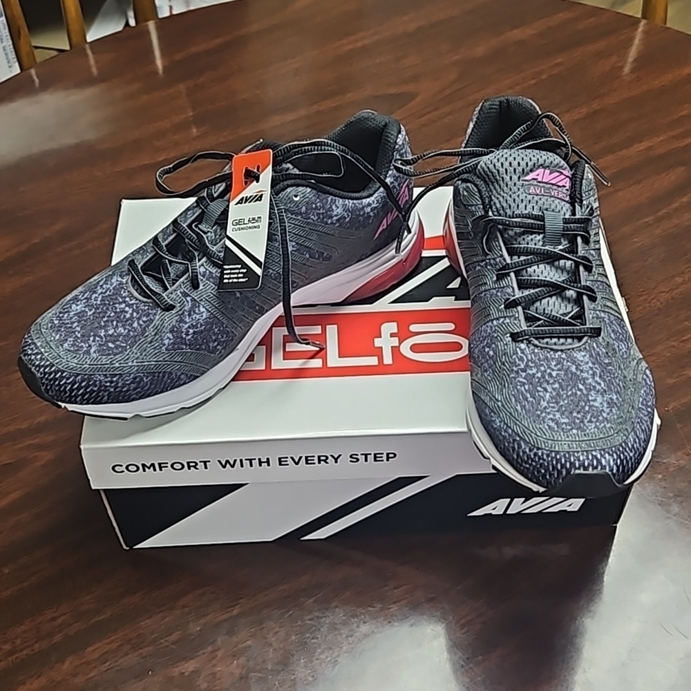 Avia Avi-Versa Gelfom A5569WVXP Women's 9.5 medium Iron Grey/Black NIB